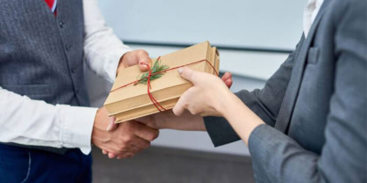 Chương trình khách hàng thân thiết