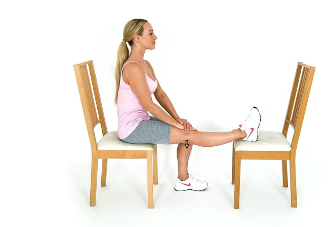 Duỗi đầu gối thụ động giúp tăng khả năng hoạt động của cơ đùi