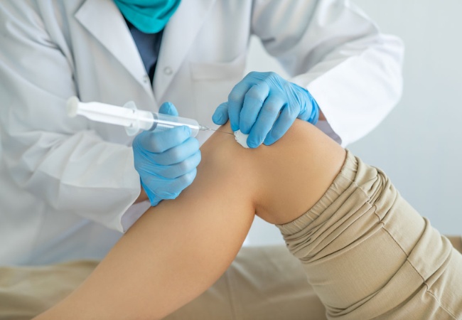 Tiêm Corticoid cho khớp gối giảm tình trạng viêm khớp nhanh chóng