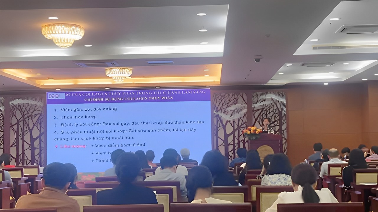 PGS.TS. Đặng Hồng Hoa với bài báo cáo "Y học tái tạo trong điều trị bệnh lý Cơ Xương Khớp" được nghiên cứu trên sản phẩm ATY