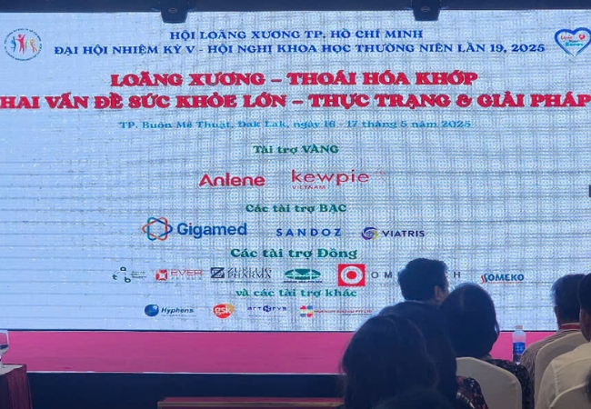 Hội nghị năm nay có sự tham gia của các bác sĩ đầu ngành trong và ngoài nước